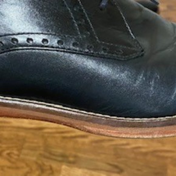 Johnston & Murphy Black Leather shoes, 9.5M, leather soles